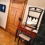 Atmosfera & Restaurant Hotel Loket