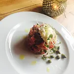 מלון Atmosfera & Restaurant 4*