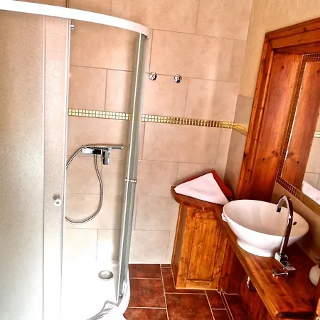 & Restaurant Atmosfera Guest house 4*