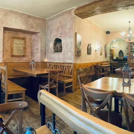 & Restaurant Atmosfera Loket