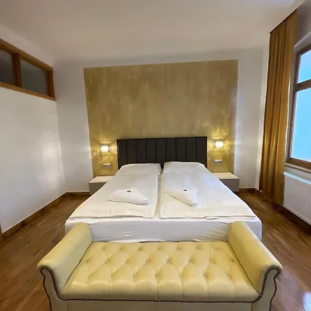 Atmosfera & Restaurant 4*