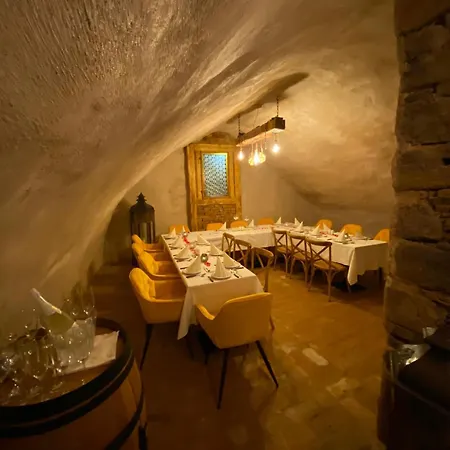 & Restaurant Atmosfera Guest house Loket
