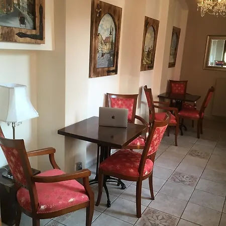 Atmosfera & Restaurant 4*