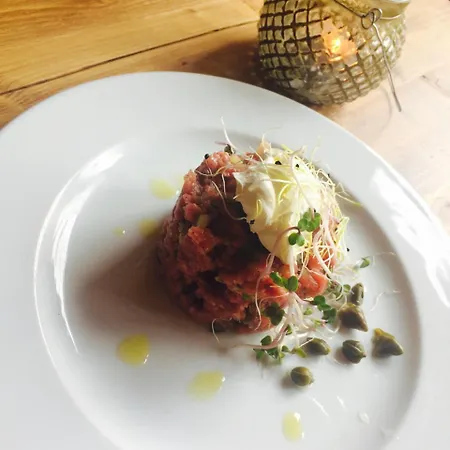Gasthuis & Restaurant Atmosfera 4*