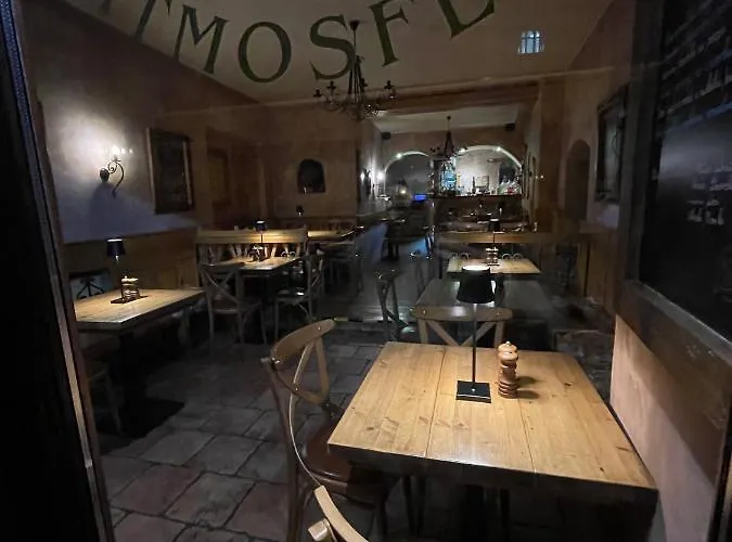 & Restaurant Atmosfera 4*