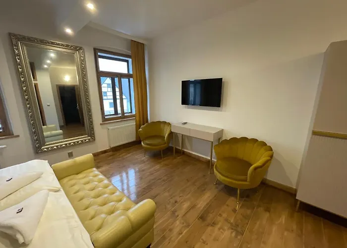 Atmosfera Rooms & Restaurant Hotel