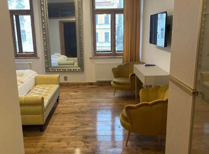 Atmosfera Rooms & Restaurant