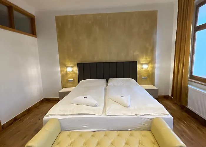 Atmosfera Rooms & Restaurant 4*
