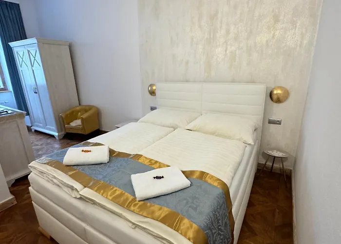 Atmosfera Rooms & Restaurant Hotel 4*