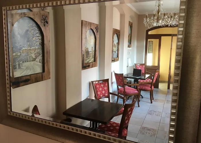Hotel Atmosfera Rooms & Restaurant 4*