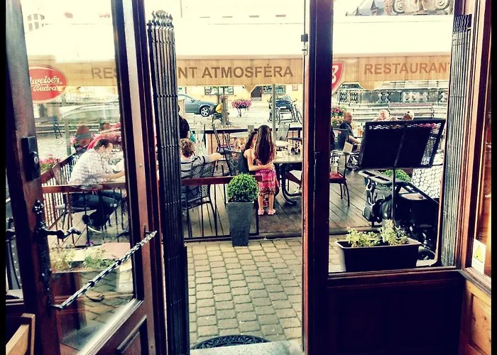 Atmosfera Rooms & Restaurant